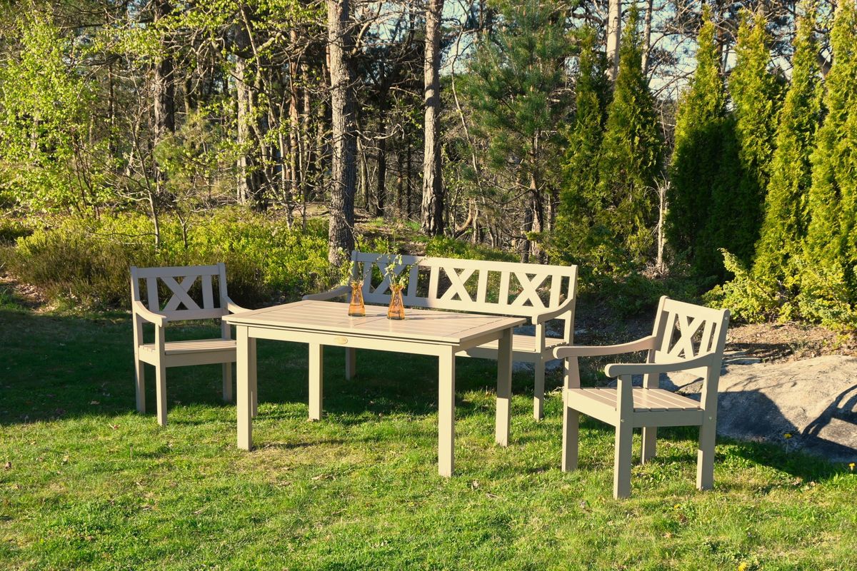 Lakkøy sett 3+1+1 m/puter+spisebord - sandbeige/Perlemorsbeige