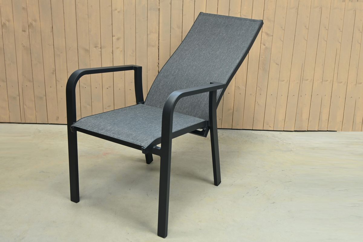 Reddington sett - 4 regulerbare stoler+Nydala uttrekksbord - sort/skifergrå